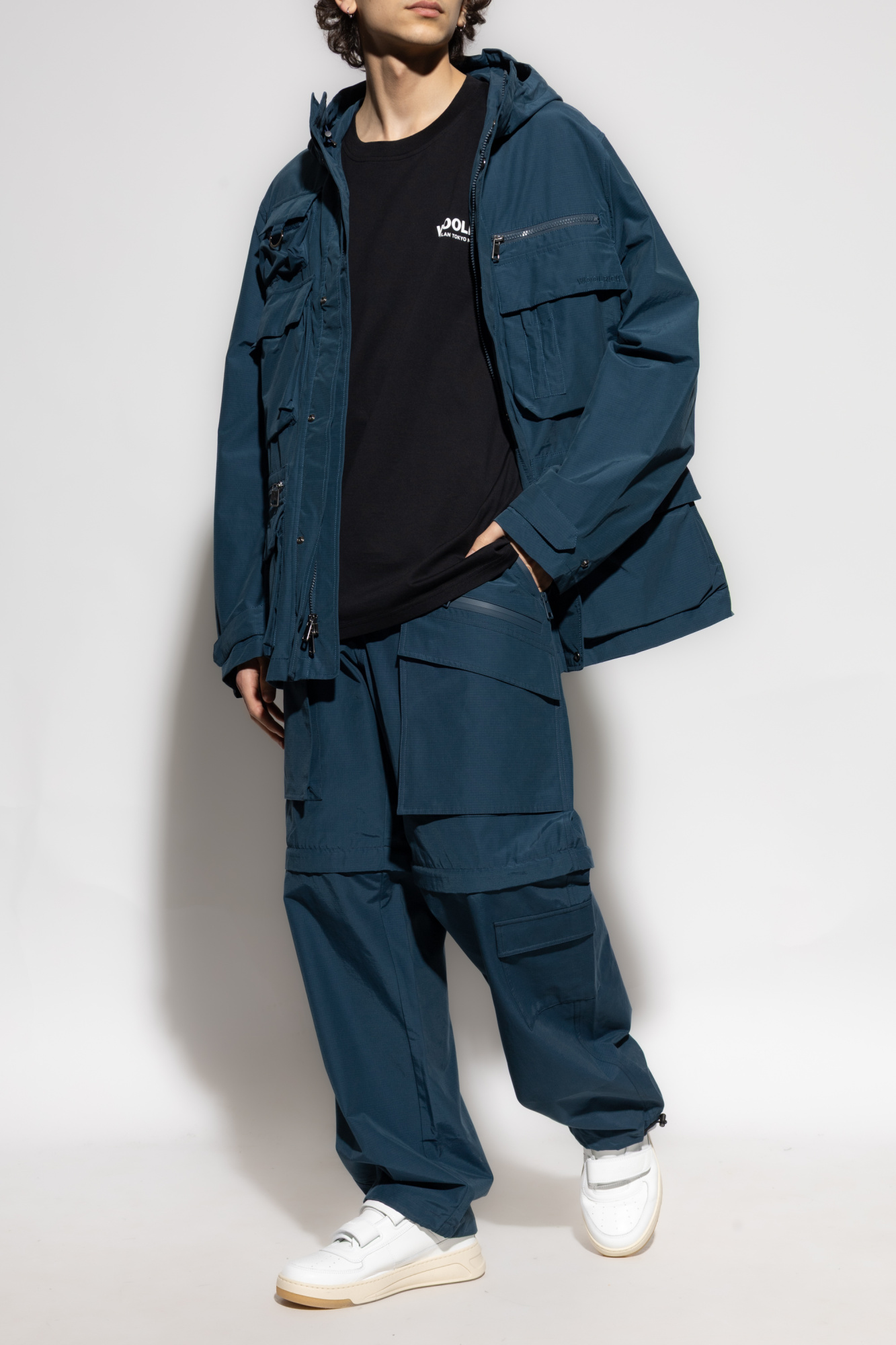 【送料&関税込】Woolrich T-shirt With Velvet-finish Logo Woolrich T-shirt with velvet-finish logo | Men's Clothing